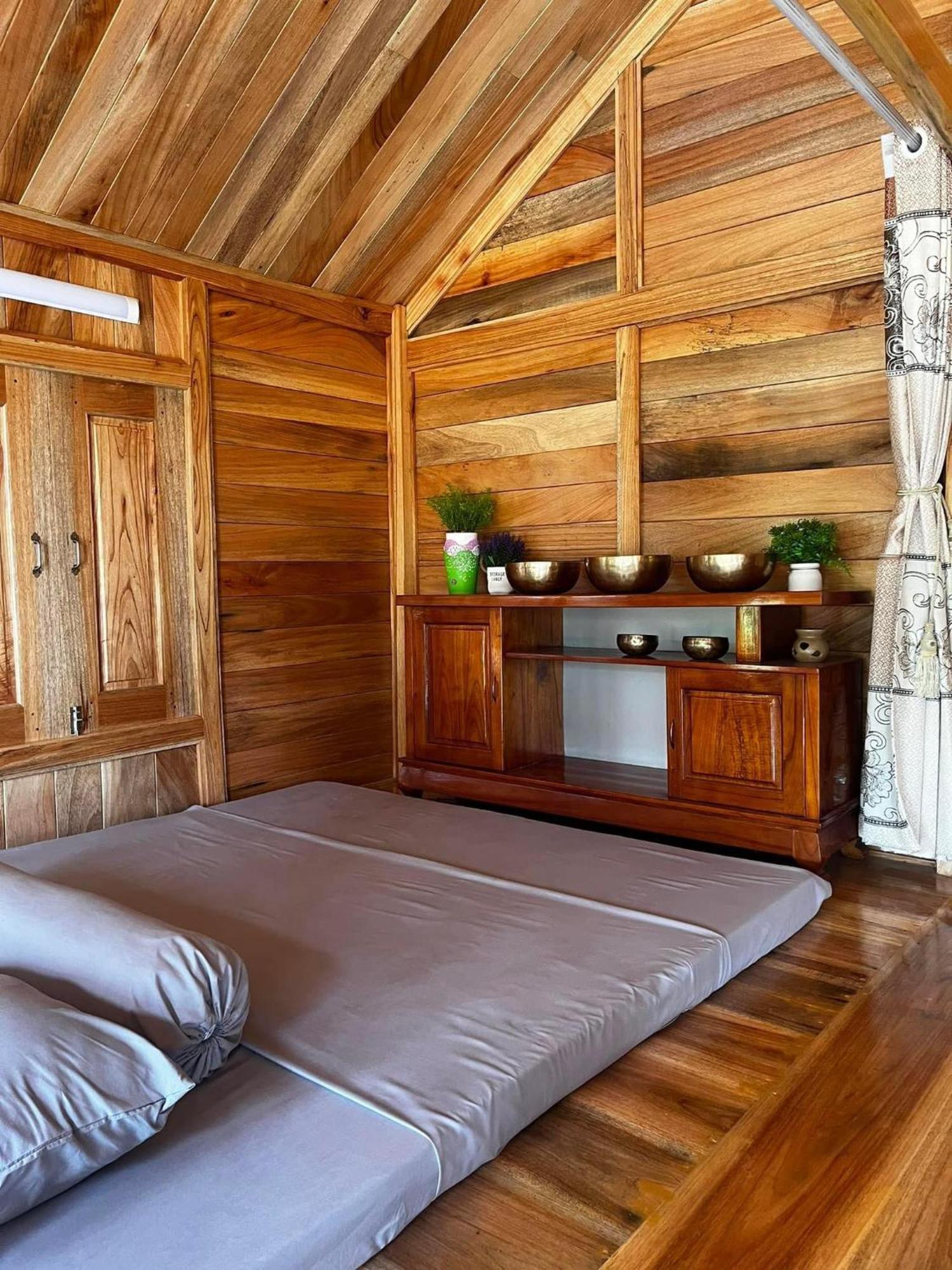 Na Tue An-Homestay 81 Vo Van Kiet トゥエンクアン エクステリア 写真