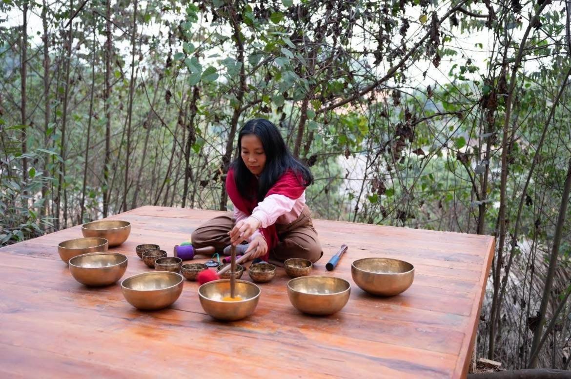 Na Tue An-Homestay 81 Vo Van Kiet トゥエンクアン エクステリア 写真